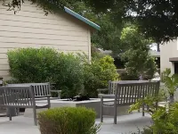 Sea Breeze Inn - Pacific Grove