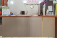 RedDoorz Near Gapura Kota Banjarmasin Hotel a Aluh-Aluh