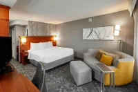 Courtyard Toronto Brampton