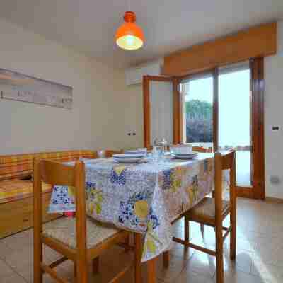 Flat with a lovely common garden Rooms