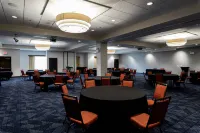 Courtyard Cincinnati Midtown/Rookwood - Bữa sáng