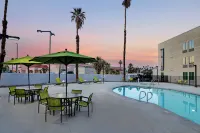 SpringHill Suites Palm Desert - Pools