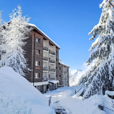 Les Girolles A59 Hotels near Verbier 4 Vallées ski area