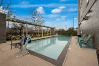 Home2 Suites by Hilton Baytown - Pools
