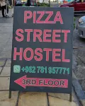 Pizza Street Hostel - Хостел