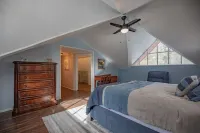 Cozy cottage nestled in the middle of Cloudcroft Hotels near Mountain Monster