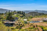 Wine Country Retreat between Sonoma & Napa Valleys Hotels in Glen Ellen