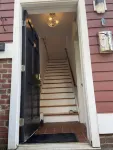 Sunny Studio Loft Next to RISD & Brown w/ Parking!
