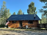 Cabin getaway 1-Hour from Jackson Hole, Golfing, Fishing, Palisades, Yellowstone