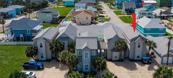 In-town coastal getaway, with a heated pool & level 2 Tesla EV charger on site. Ξενοδοχεία στην πόλη Nueces County