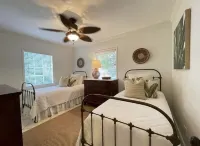 Island Paradise! Beautiful Elegant Tropical Home with Private Heated Pool!