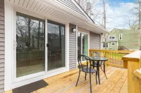 Serene home with all the comforts of a fully designed space- 3 🛏/2 🛁 House