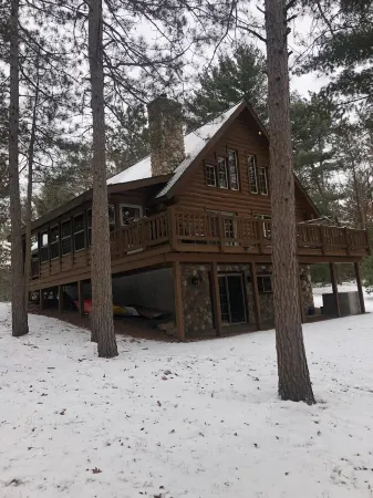 Pioneer Lodge Log Cabin