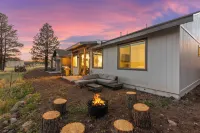 Grand Canyon Brand New Home with AC. Near Golf Course, Lake & Bearizona