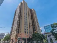 Modern 1Bd/1BA Condo - Heart of Downtown ATL