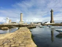 Charming house PLAGE de TRONOEN: countryside by the sea and absolute peace and quiet! Hotels in Plomeur
