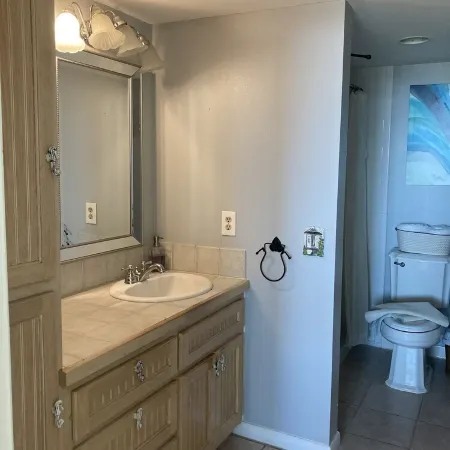 Gulf view condo with resort amenities<br>Gulf Island Beach and Tennis Club