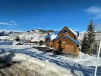Ski-in, Quick Walk to Slopes with AMAZING VIEWS