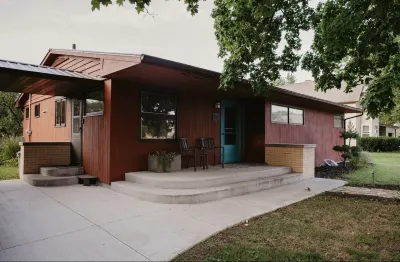 MCM Influenced Home-*Sauna*
