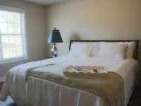 Cozy Home 5 min to Mall of GA, Coolray Field/30 min to Lake Lanier/45 min to Atl Old Peachtree Market Place 주변 호텔