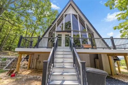 Picturesque views @ The Triple A-Frame