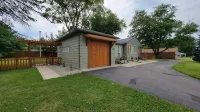Clean & Spacious Cottage – Close to Campus!