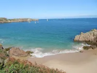 Nice sea view, south facing, Wifi, Parking, 50 m from beach & Thalasso Hotels in Quiberon
