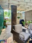 CUTE LITTLE COTTAGE NEAR DOWNTOWN BREVARD