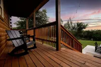 Hill Country Luxury Cabin