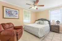 Comfort and Convenience, minutes away from historical French Quarter