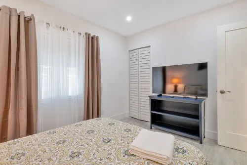 Tropical Paradise in Hollywood FL