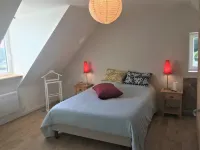 Le gite TY STEREC SWIMMING POOL indoor heated to 29° view and HAMMAM Hotels in Plouezoc'h