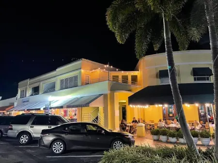 Osceola's Balcony #7