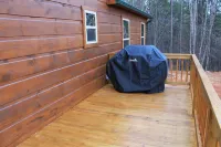 Cabins at the Gap  The Getaway Cabin  1 Bedroom 1 Bath loft Hotels in Cooper Gap