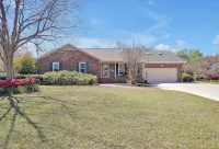 4-Bedroom Haven with Saltwater Pool - Your Ultimate Escape Awaits!