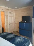 Cozy tiny cabin, close to local activities. Pet friendly. Suited 2 adults.