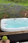Cozy Shenandoah Cabin Mountian Escape w/  Private Hottub, Loft, & Fireplace