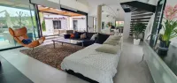 Beautiful modern villa with swimming pool and jacuzzi in absolute calme