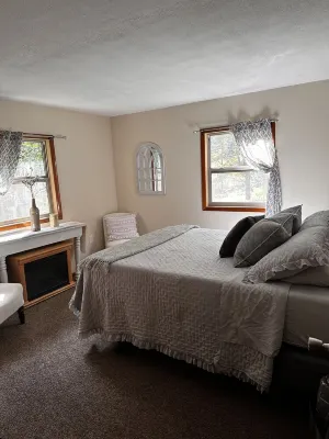 Cozy Cabin