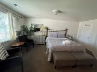 Group Fun - 7 Separated Sleeping Areas!