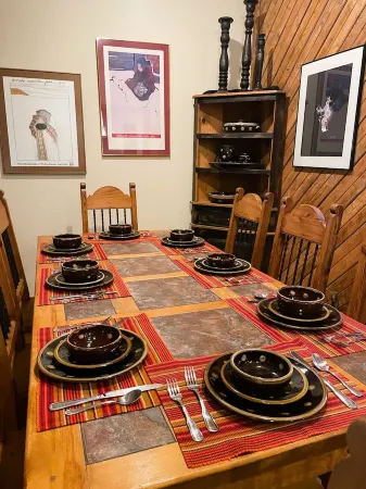 Escape to the Mountains!  Pinon Park Mountain View Condo