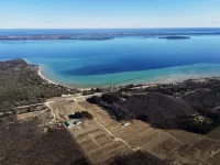Traverse City Area, Family Friendly, Waterfront, Modern Home Hotels in Boardman Township