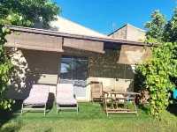 Escattou : with swimming pool, private garden in a quiet area - Villaer