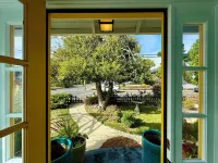 Beachy Chic Seaside Retreat-gas fireplace & firepit, steps to beach, prom & town