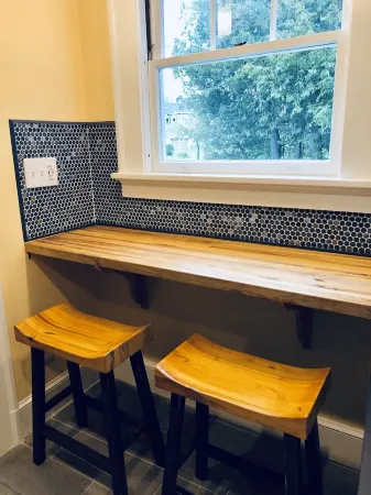 Berkshire Mountain Escape: Family Retreat Open Now for Fall Color and Skiing! Отели в г. Адамс