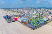 Cozy Cottage 500 ft to Seaside Heights Boardwalk, Off-st. Parking, Beach Badges
