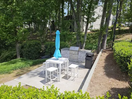 A peaceful Lake view by The Battery Отели в г. Смирна