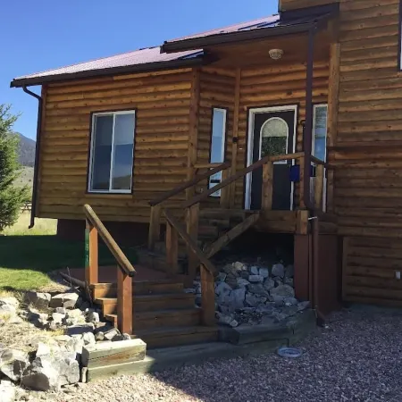 Polaris Paradise Elkhorn, Entire Townhouse in scenic Polaris, MT