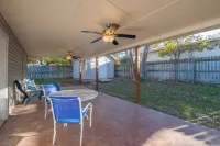 Amazing 4 bedroom house w/full amanities,close to hospitals/shopping/city center