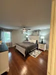 Perfect 3-bedroom family house in beautiful Westerly, Rhode Island! 아발로니아 랜드 콘서번시, 샌디 포인트 자연보호지역 주변 호텔